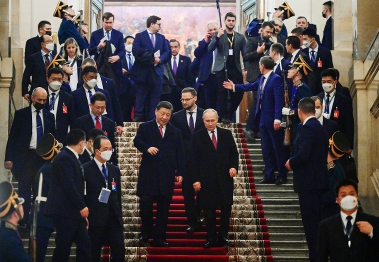 Президент РФ Владимир Путин и председатель КНР Си Цзиньпин после окончания российско-китайских переговоров в Москве, 21 марта 2023 г.