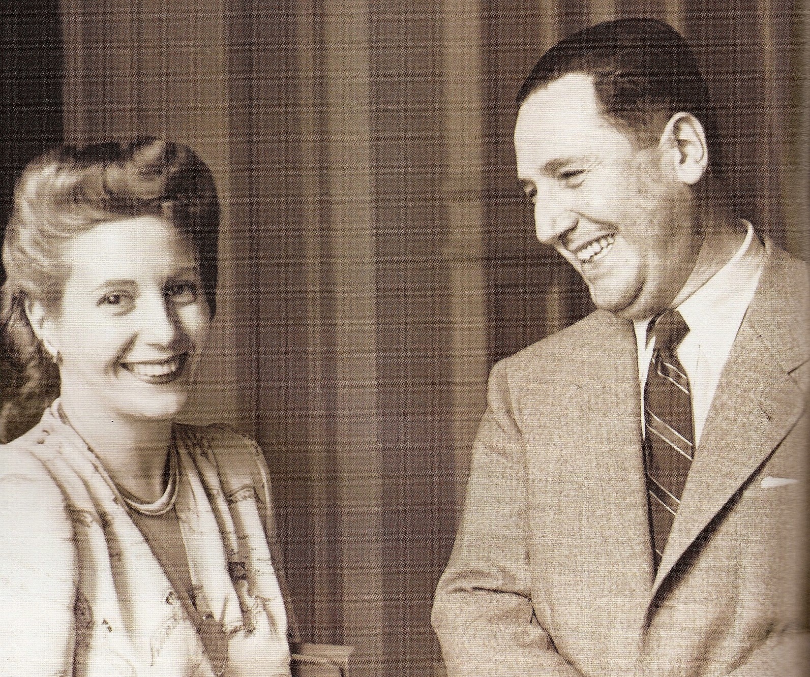 Президент Аргентины Хуан Перон и его супруга Эвита.