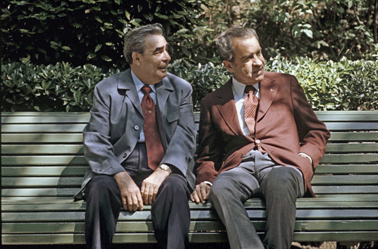Генеральный секретарь ЦК КПСС Леонид Ильич Брежнев и президент США Ричард Никсон в Крыму.