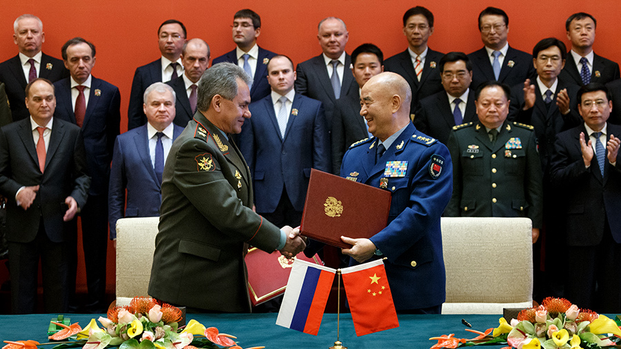 Министры обороны России и Китая