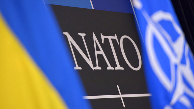 Венгрия заблокировала встречу комиссии Украина - НАТО