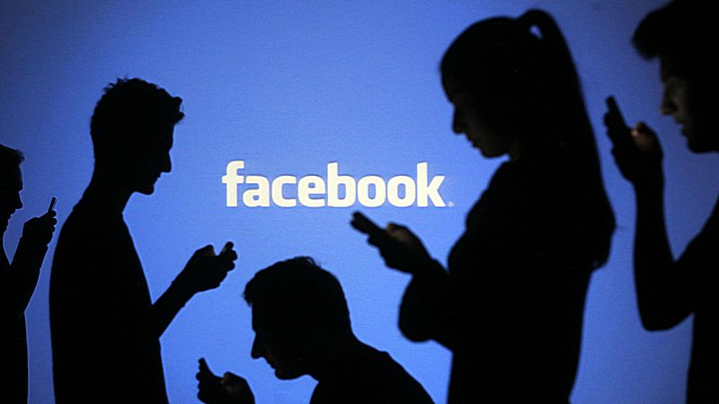 Facebook давно сотрудничает с чужой разведкой. Куда смотрит своя контрразведка?