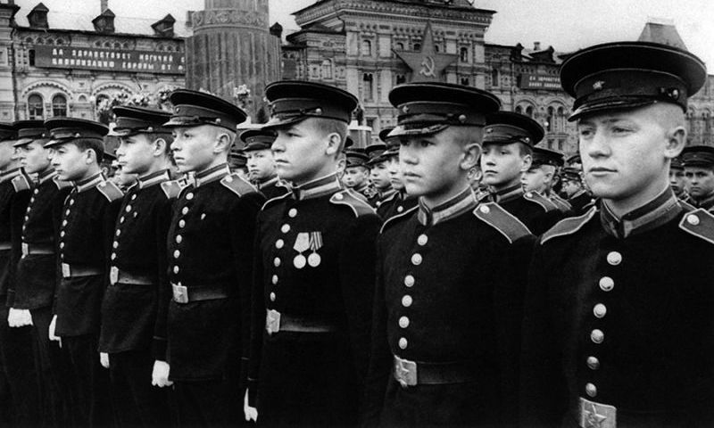 24 июня 1945 года суворовцы на Параде Победы