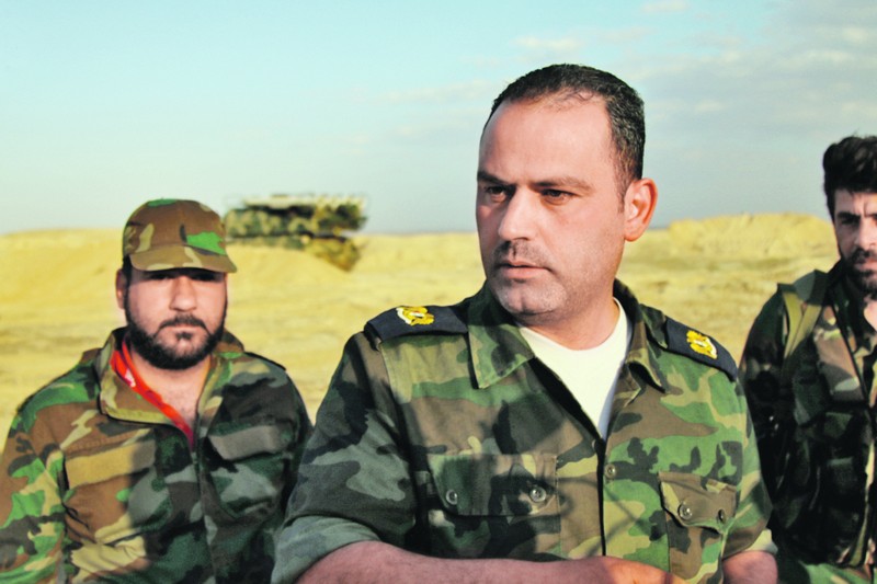 Командир расчета ЗРК «Бук» майор Мухамед (справа) и его подчиненные ждали удара больше трех суток