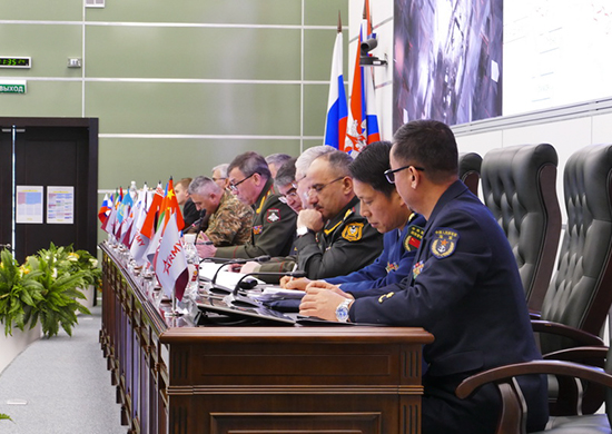 В КВЦ «Патриот» состоялся брифинг для иностранных военных атташе по подготовке к Армейским международным играм-2018 В КВЦ «Патриот» состоялся брифинг для иностранных военных атташе по подготовке к Армейским международным играм-2018