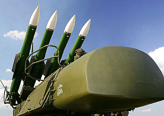 Боевые расчёты ЗРК «Бук-М2» отразили массированный ракетный удар на учении в Астраханской области Боевые расчёты ЗРК «Бук-М2» отразили массированный ракетный удар на учении в Астраханской области