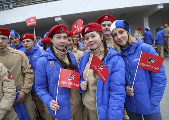 «ЮНАРМИЯ» представила в «Артеке» свой военно-патриотический лагерь «ЮНАРМИЯ» представила в «Артеке» свой военно-патриотический лагерь