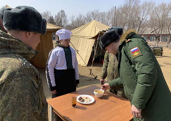 В Приморье в крупнейшем общевойсковом соединении ВВО проходит конкурс на лучшего начальника продовольственной службы В Приморье в крупнейшем общевойсковом соединении ВВО проходит конкурс на лучшего начальника продовольственной службы