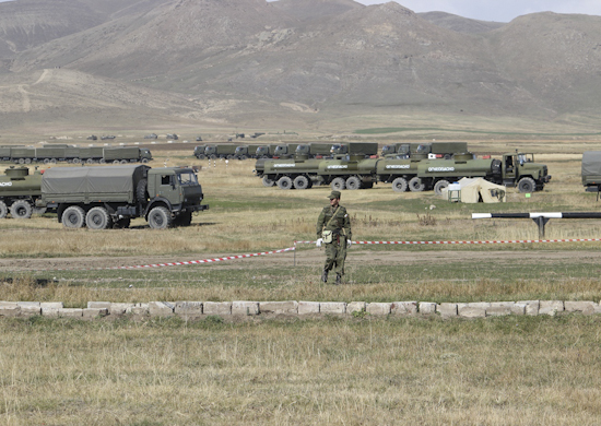 Подразделения МТО российских и армянских вооруженных сил развернули на полигоне Баграмян склады с боеприпасами для обеспечения совместного учения Подразделения МТО российских и армянских вооруженных сил развернули на полигоне Баграмян склады с боеприпасами для обеспечения совместного учения