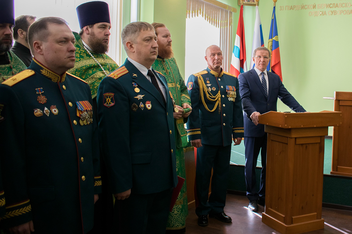 Омскому гвардейскому объединению РВСН вручено Георгиевское Знамя Омскому гвардейскому объединению РВСН вручено Георгиевское Знамя