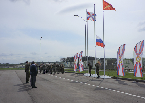 47 команд выступят на спартакиаде Центральных органов военного управления Минобороны по стрельбе из штатного и табельного оружия 47 команд выступят на спартакиаде Центральных органов военного управления Минобороны по стрельбе из штатного и табельного оружия