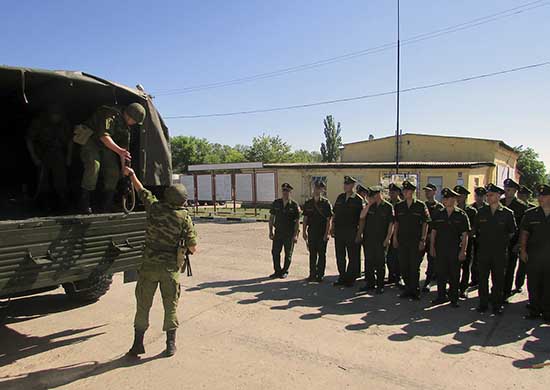 С российскими военнослужащими в Приднестровье провели занятия по безопасности военной службы С российскими военнослужащими в Приднестровье провели занятия по безопасности военной службы