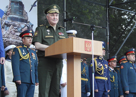 Ансамбли ВС чаще берут современный репертуар, чтобы «общаться» с молодежью – генерал-полковник Андрей Картаполов Ансамбли ВС чаще берут современный репертуар, чтобы «общаться» с молодежью – генерал-полковник Андрей Картаполов