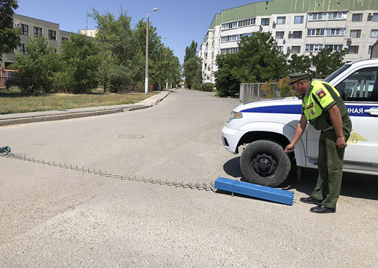 В военную автоинспекцию ЮВО в Волгоградской области поступила новейшая система для принудительной остановки автотранспорта нарушителей В военную автоинспекцию ЮВО в Волгоградской области поступила новейшая система для принудительной остановки автотранспорта нарушителей