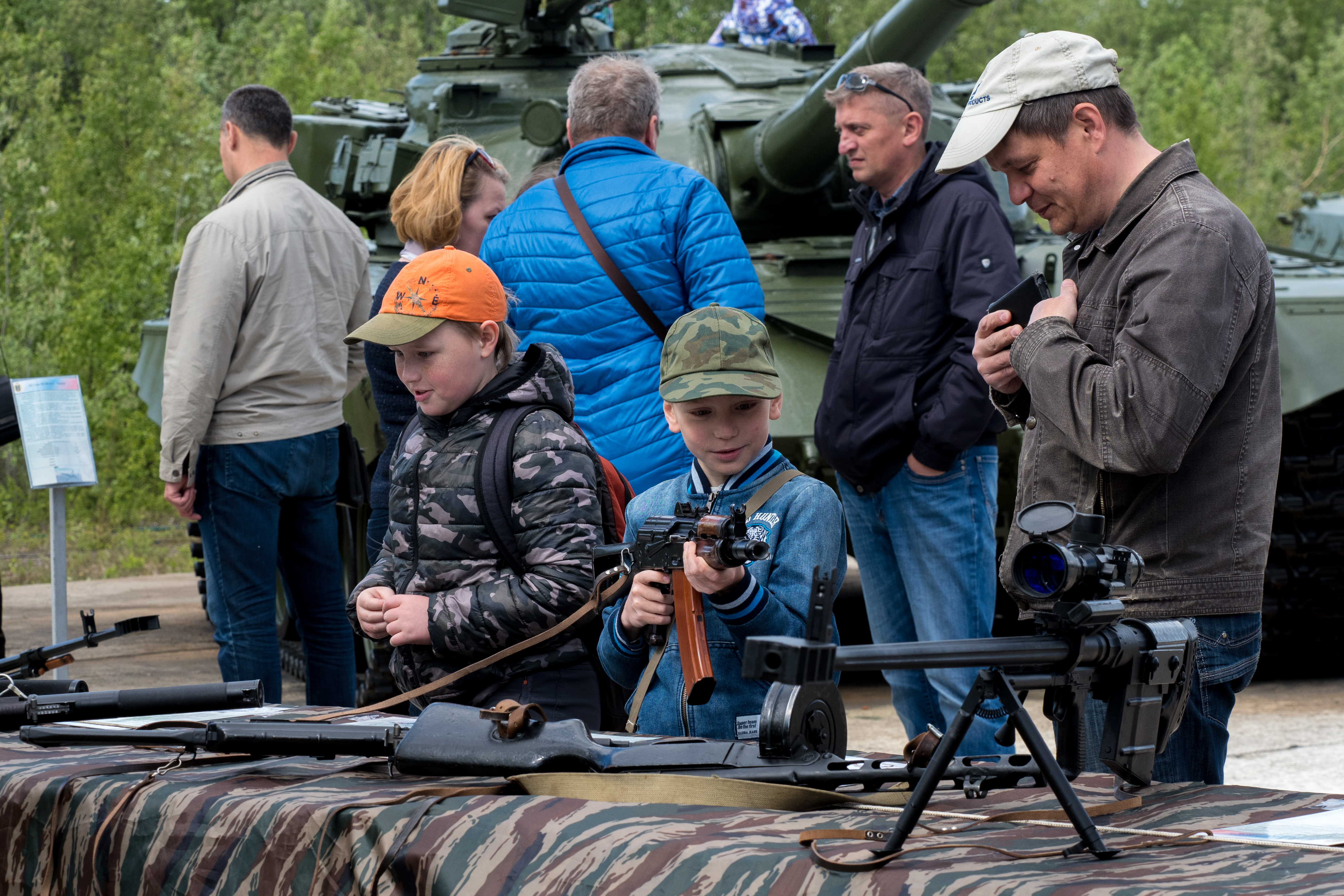 Выставки форума «Армия-2019» на Северном флоте увидели тысячи жителей Заполярья Выставки форума «Армия-2019» на Северном флоте увидели тысячи жителей Заполярья