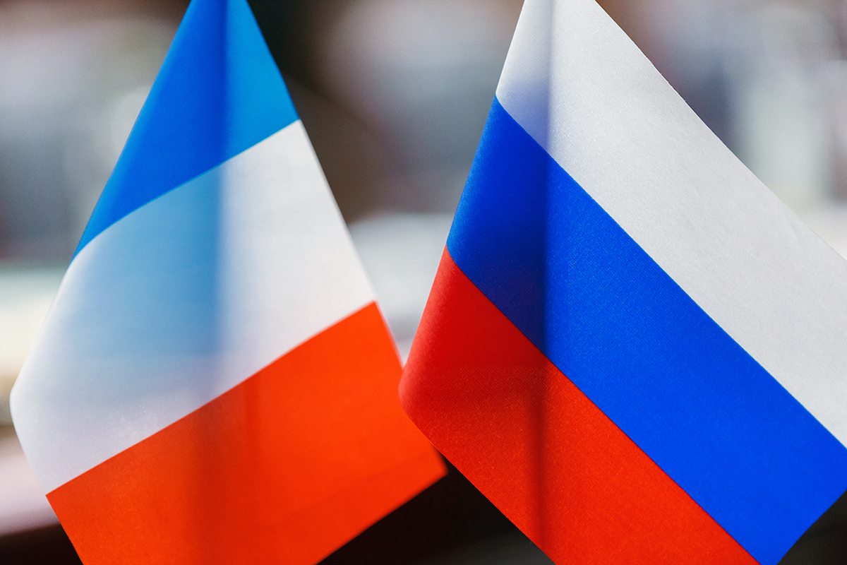 Состоялся телефонный разговор Министра обороны РФ генерала армии Сергея Шойгу и главы оборонного ведомства Франции Флоранс Парли Состоялся телефонный разговор Министра обороны РФ генерала армии Сергея Шойгу и главы оборонного ведомства Франции Флоранс Парли