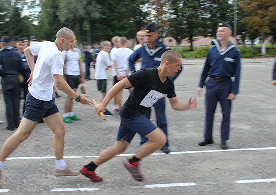 На военно – спортивном празднике, посвященном Дню ВМФ, артиллеристы береговых войск Балтийского флота «уничтожат» береговые цели условного противника На военно – спортивном празднике, посвященном Дню ВМФ, артиллеристы береговых войск Балтийского флота «уничтожат» береговые цели условного противника