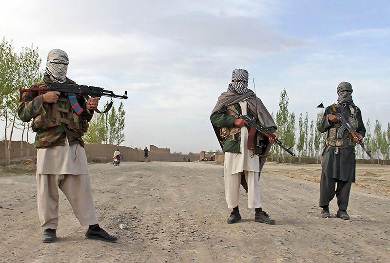 Талибы контролируют почти половину территории Афганистана.