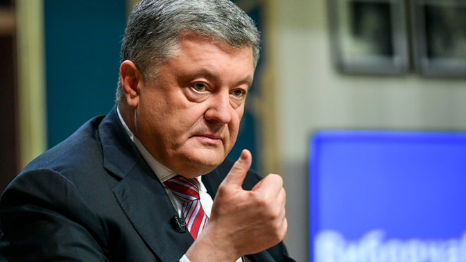 На сайте Порошенко появилась петиция с требованием перенести выборы на Украине На сайте Порошенко появилась петиция с требованием перенести выборы на Украине