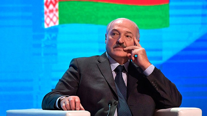 Лукашенко заявил о необходимости смены конституции Белоруссии Лукашенко заявил о необходимости смены конституции Белоруссии