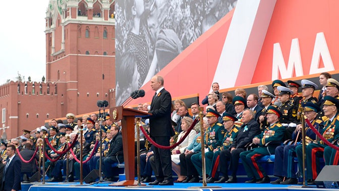 Путин рассказал о «генетическом героизме» современных россиян Путин рассказал о «генетическом героизме» современных россиян