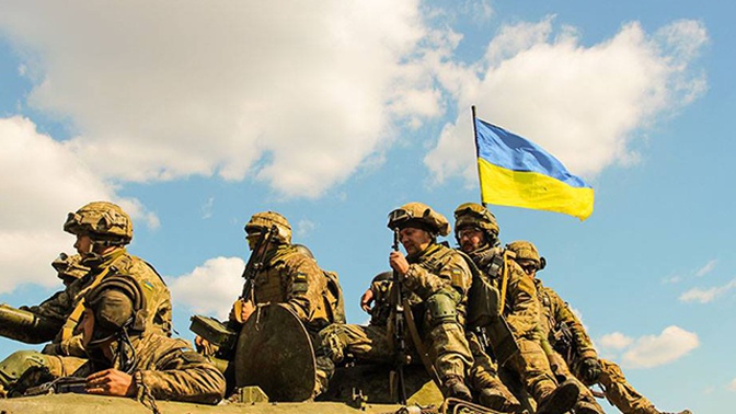Пьяный боец ВСУ поджег блиндаж со своими сослуживцами Пьяный боец ВСУ поджег блиндаж со своими сослуживцами