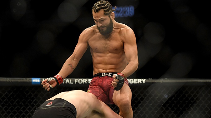 Бразильский боец Масвидаль одержал самую быструю победу в истории UFC Бразильский боец Масвидаль одержал самую быструю победу в истории UFC