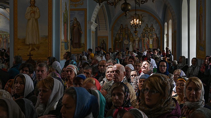 Православные христиане отмечают день Петра и Павла Православные христиане отмечают день Петра и Павла