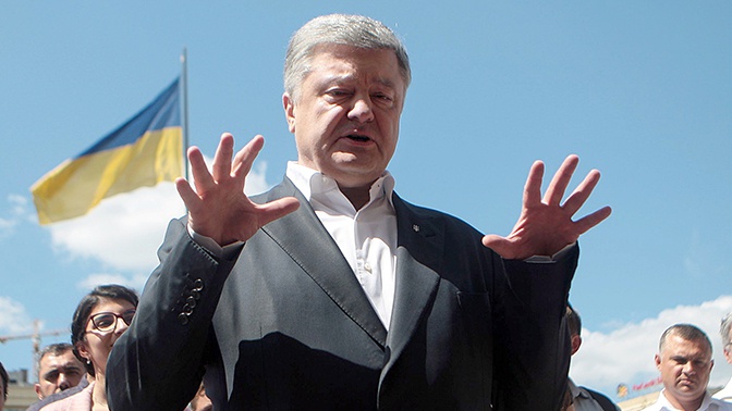 СМИ: Порошенко имеет пять различных паспортов и гражданств СМИ: Порошенко имеет пять различных паспортов и гражданств