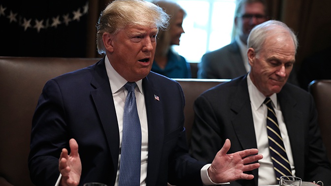 Twitter не краснеет: Конгресс США осудил «расистские высказывания» Трампа Twitter не краснеет: Конгресс США осудил «расистские высказывания» Трампа