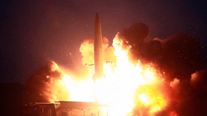 Северная Корея показала пуски баллистических ракет Северная Корея показала пуски баллистических ракет