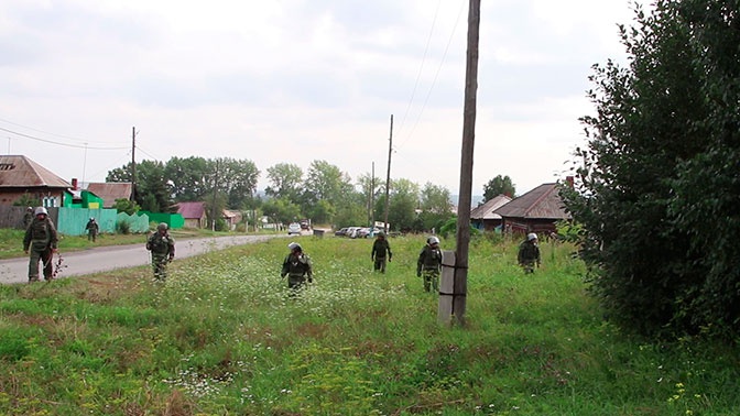 В стеллаж с боеприпасами на складе в Ачинске попала молния В стеллаж с боеприпасами на складе в Ачинске попала молния