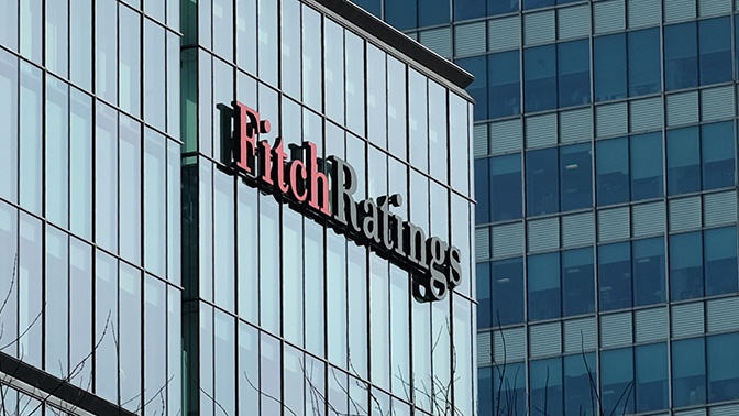 Fitch повысило суверенный рейтинг России Fitch повысило суверенный рейтинг России