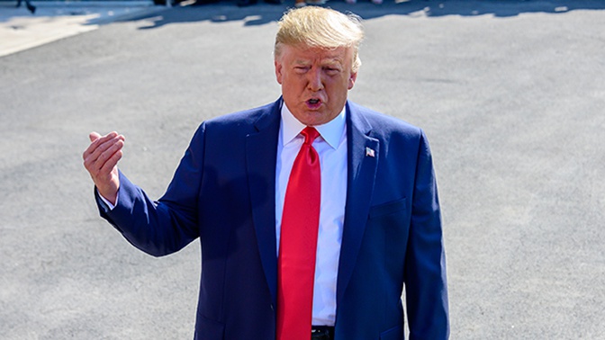 Трамп объявил об очередном повышении пошлин на товары из Китая Трамп объявил об очередном повышении пошлин на товары из Китая