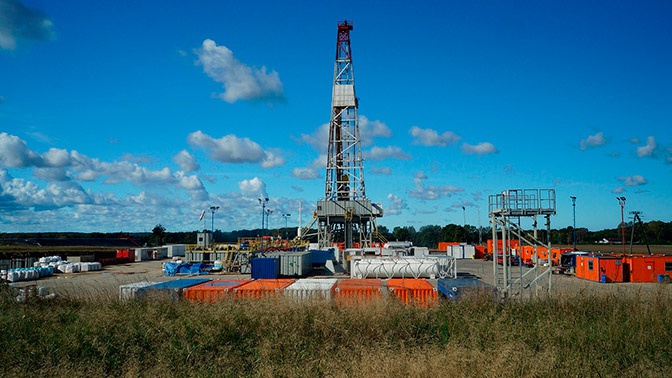 В США предложили свою нефть после атаки на саудовские НПЗ В США предложили свою нефть после атаки на саудовские НПЗ