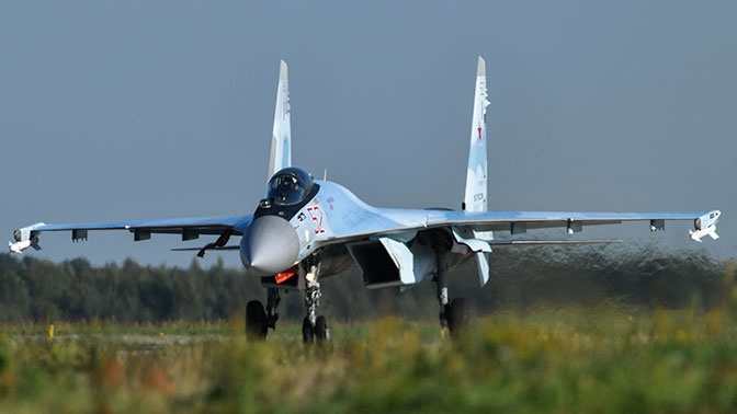 Авиаполк под Тверью усилен новейшими истребителями Су-35 Авиаполк под Тверью усилен новейшими истребителями Су-35