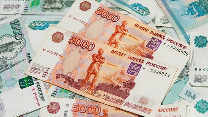 Названы сферы труда с наибольшими темпами роста зарплат в РФ Названы сферы труда с наибольшими темпами роста зарплат в РФ