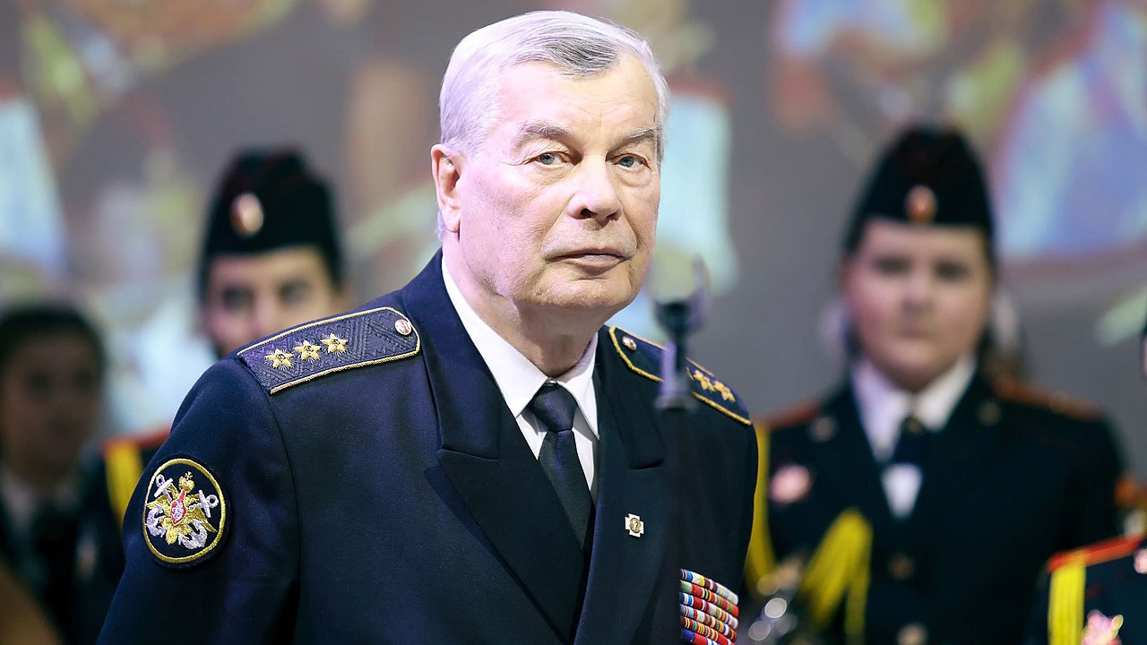 Валентин Селиванов Валентин Селиванов