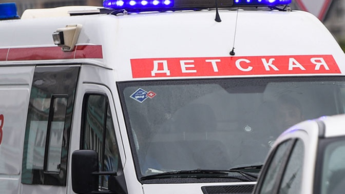 В Удмуртии спасли двухлетнего мальчика, запертого в квартире с телом матери В Удмуртии спасли двухлетнего мальчика, запертого в квартире с телом матери