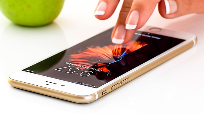 Мантуров оценил возможность отказа Apple от российского рынка Мантуров оценил возможность отказа Apple от российского рынка