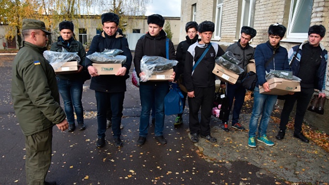 На Украине сократили возраст для призывников На Украине сократили возраст для призывников