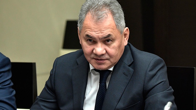 Шойгу поздравил награжденных от имени Минобороны журналистов Шойгу поздравил награжденных от имени Минобороны журналистов