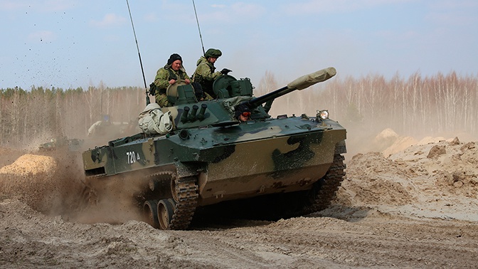Псковские десантники получили несколько десятков новых боевых машин Псковские десантники получили несколько десятков новых боевых машин