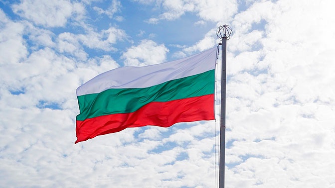 Болгария высылает двоих российских дипломатов Болгария высылает двоих российских дипломатов