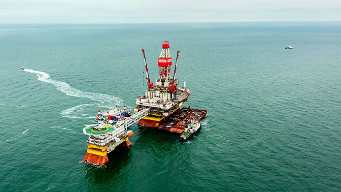 США и Великобритания резко увеличили закупку российской нефти США и Великобритания резко увеличили закупку российской нефти