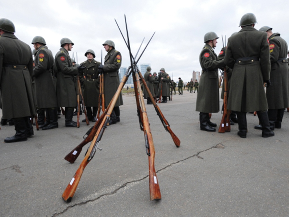На Ходынском поле во время репетиции торжественного парада, посвященного 68-й годовщине исторического парада на Красной площади 7 ноября 1941 года. На Ходынском поле во время репетиции торжественного парада, посвященного 68-й годовщине исторического парада на Красной площади 7 ноября 1941 года.