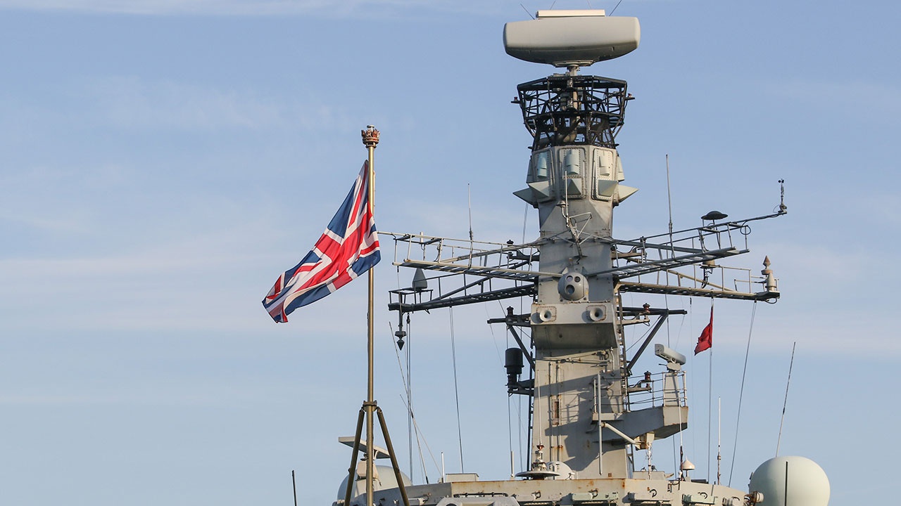 Британия направит два корабля к острову Джерси на фоне напряженности с Францией