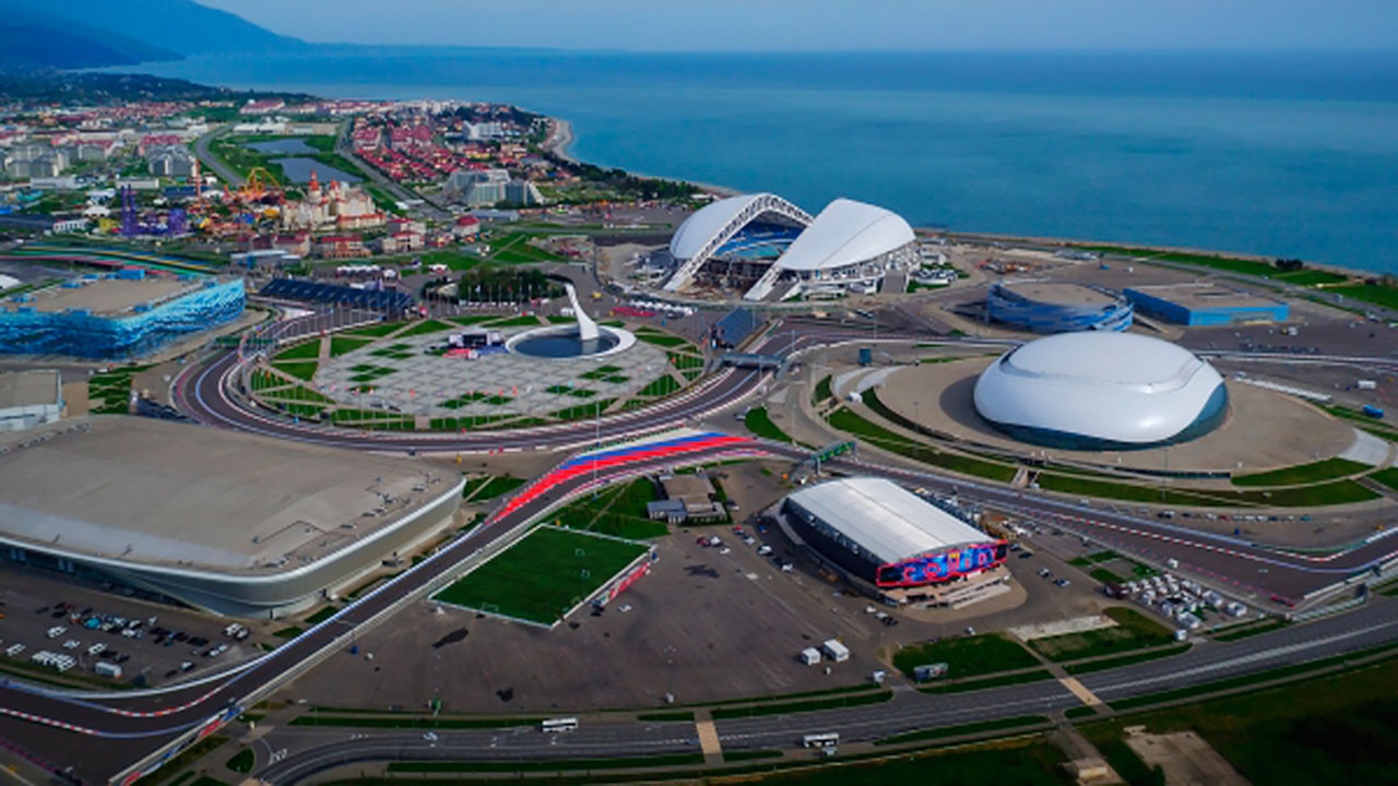 Олимпийская деревня фото в адлере