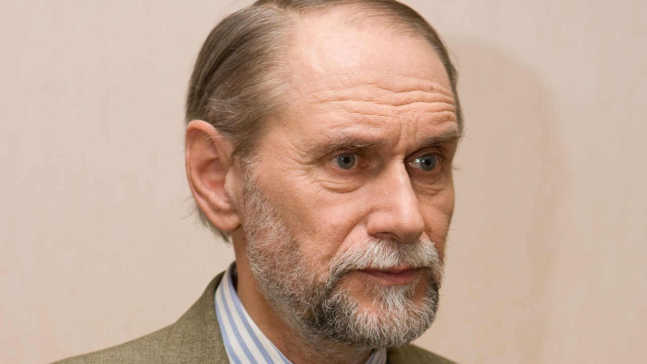 Скончался писатель-сатирик Виктор Коклюшкин