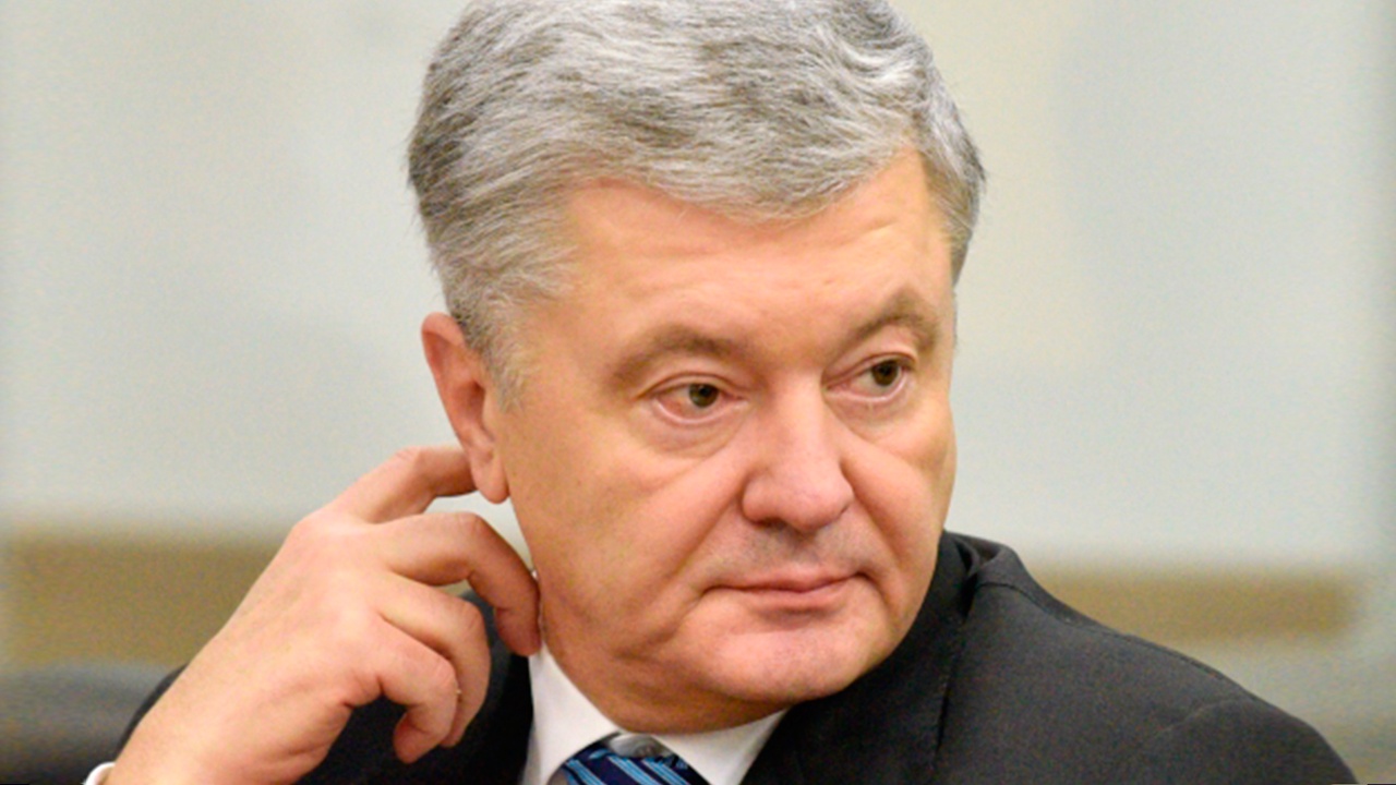 Порошенко заметили вместе с семьей на отдыхе в Великобритании Порошенко заметили вместе с семьей на отдыхе в Великобритании